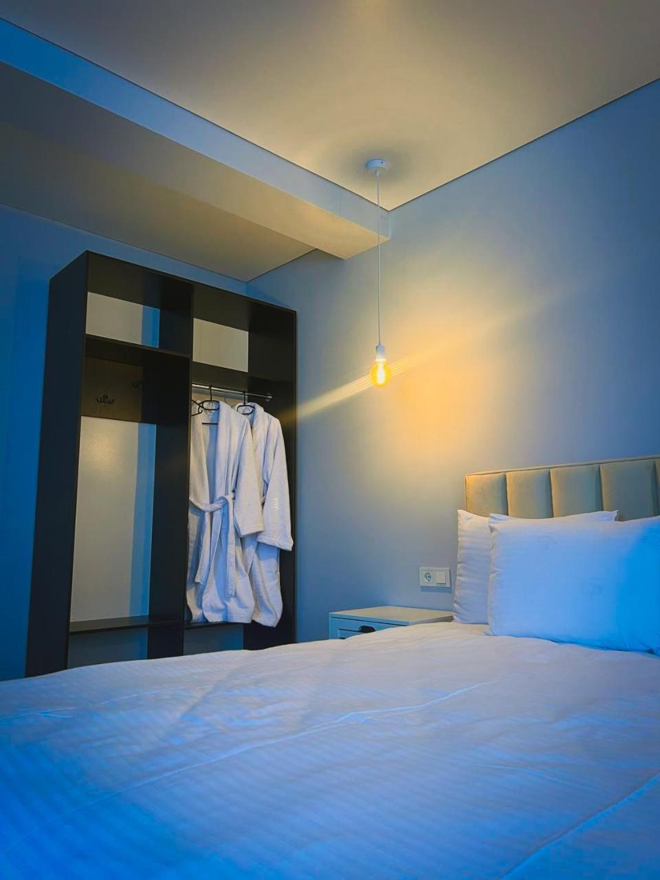 Imperial Hotel บูโคเวล ภายนอก รูปภาพ